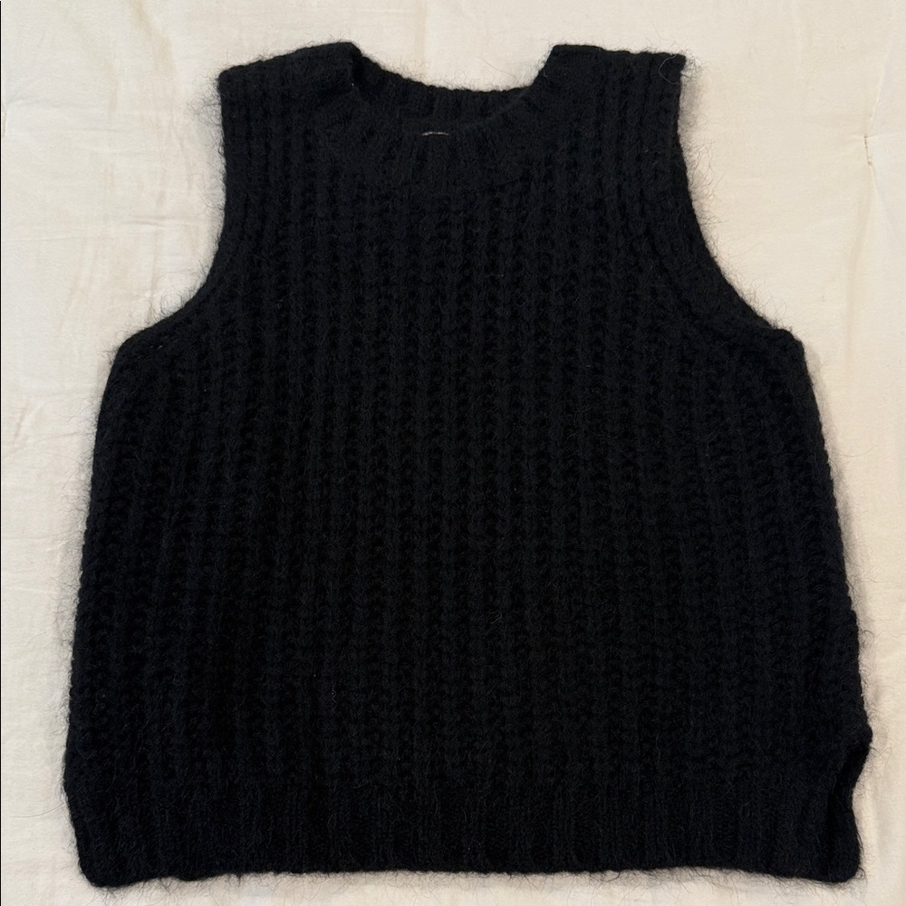 NWOT Fab MAREA Black Sweater Vest XS